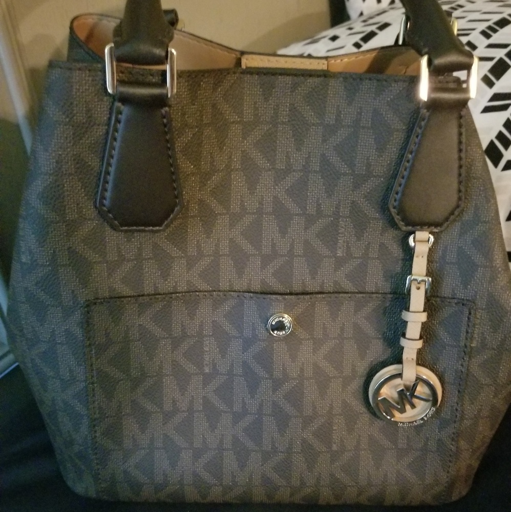 MK purse